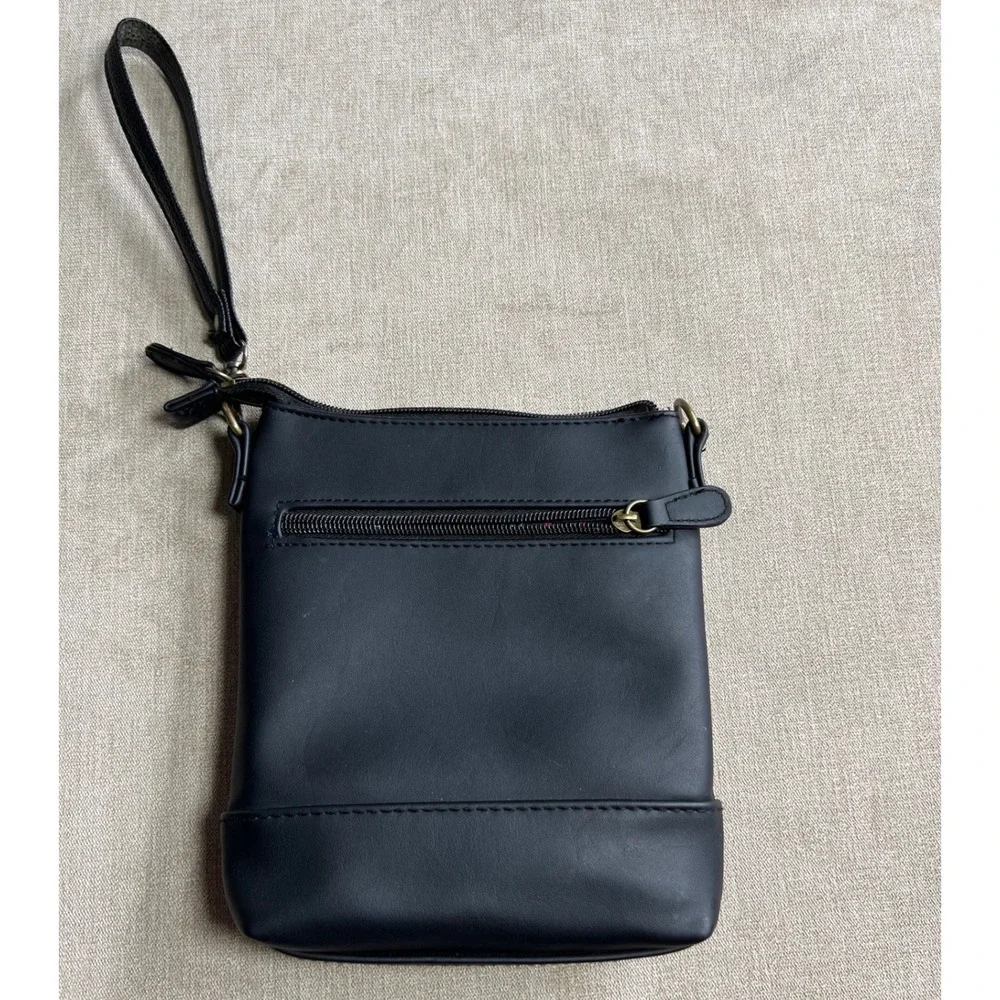Stone Mountain USA Black Bonded Leather Wristlet Bag 9AF862-1 Vintage Style